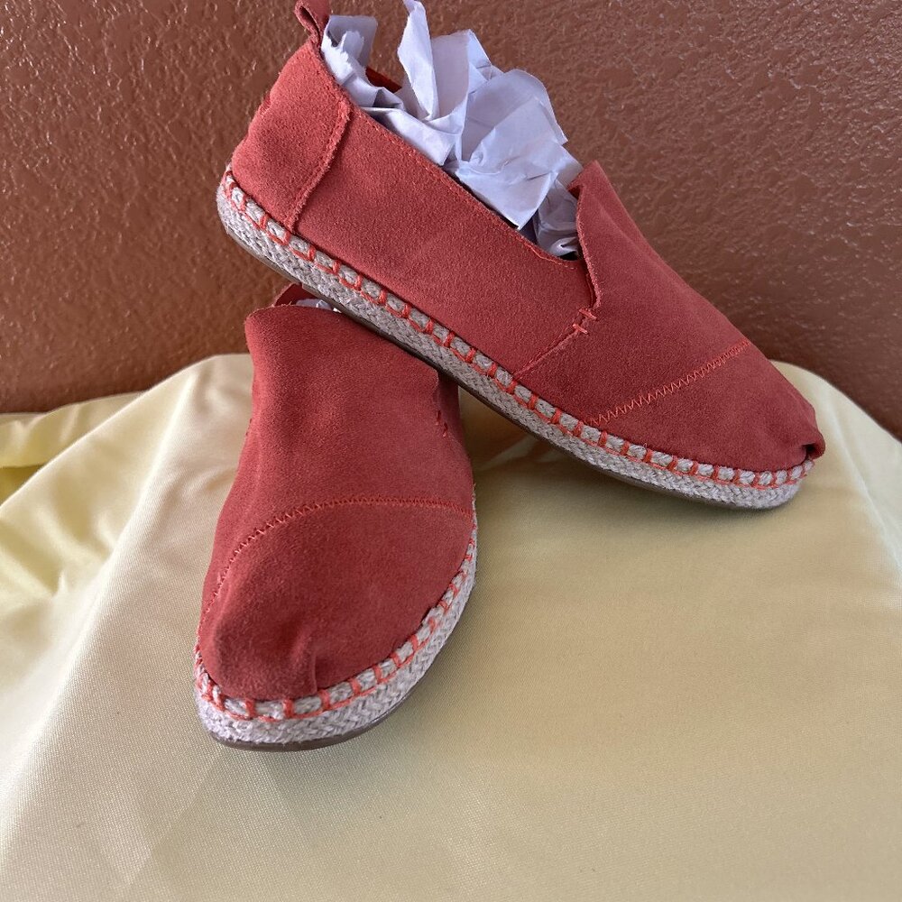 Tom's Suede women's flats - 7.5W